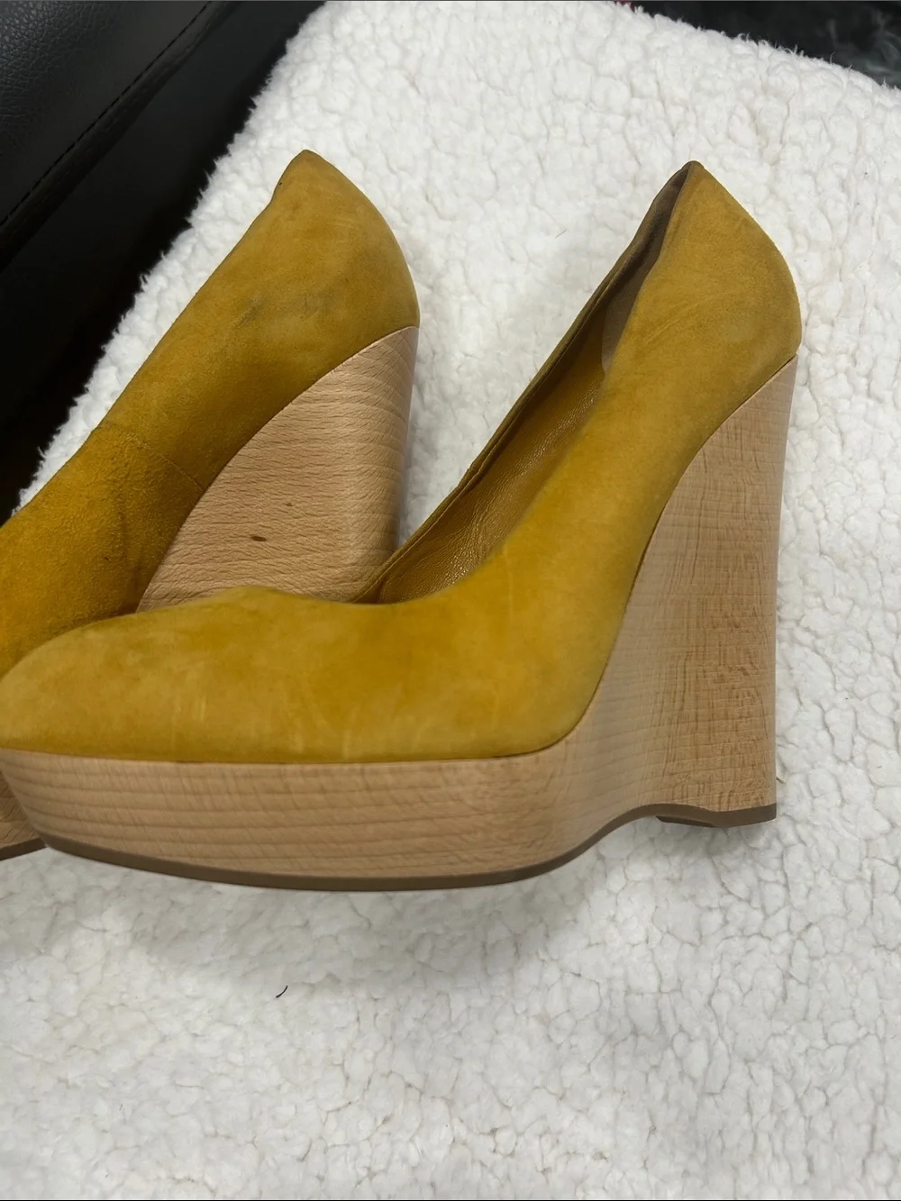 Yves Saint Laurent yves saint